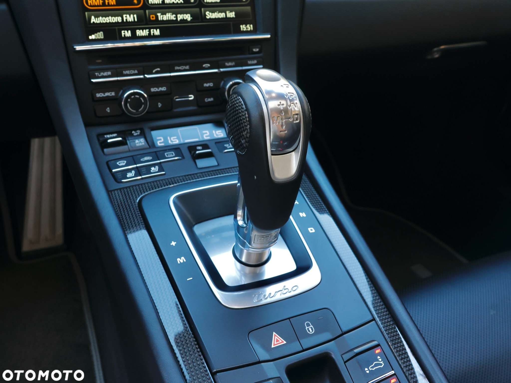 Porsche 911 Turbo S - 32