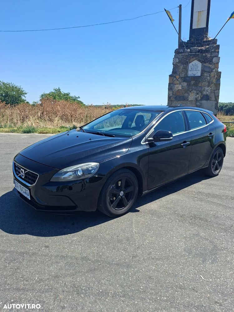 Volvo V40 D2 Summum - 4