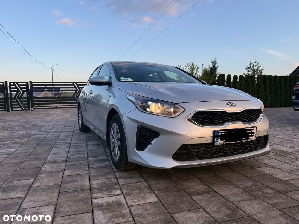 Kia Ceed - 4