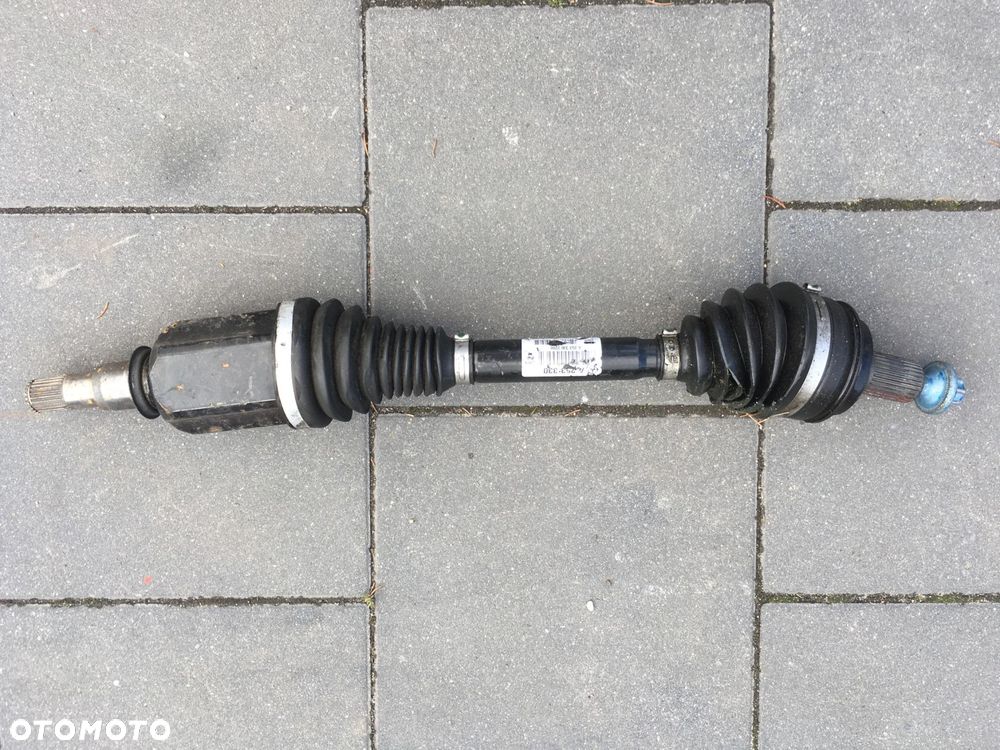 PÓŁOŚ PRAWY PRZÓD Mercedes-Benz A2533302200 - 1