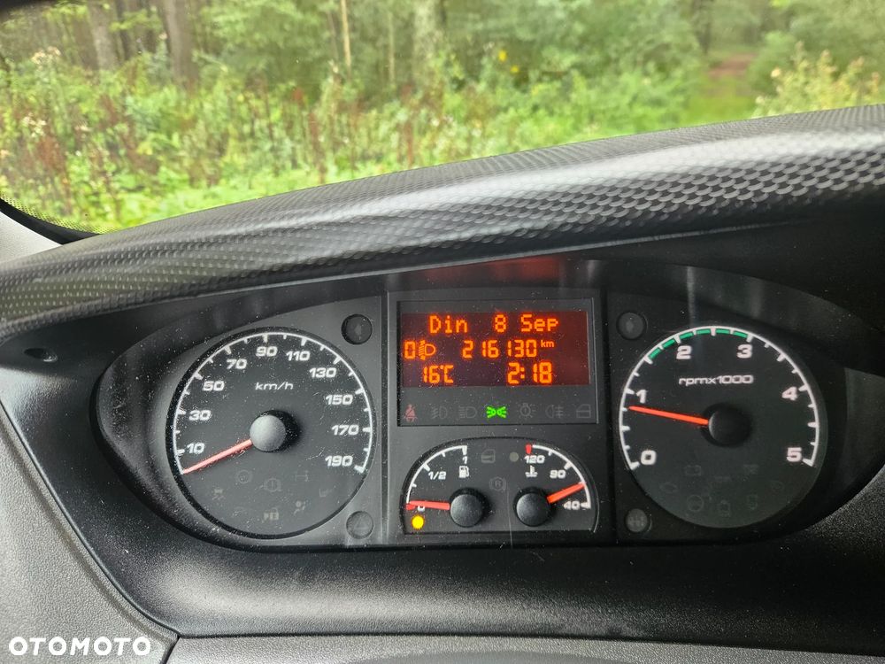 Iveco Daily BLIŹNIAKI Hak 3,5 tony - 20
