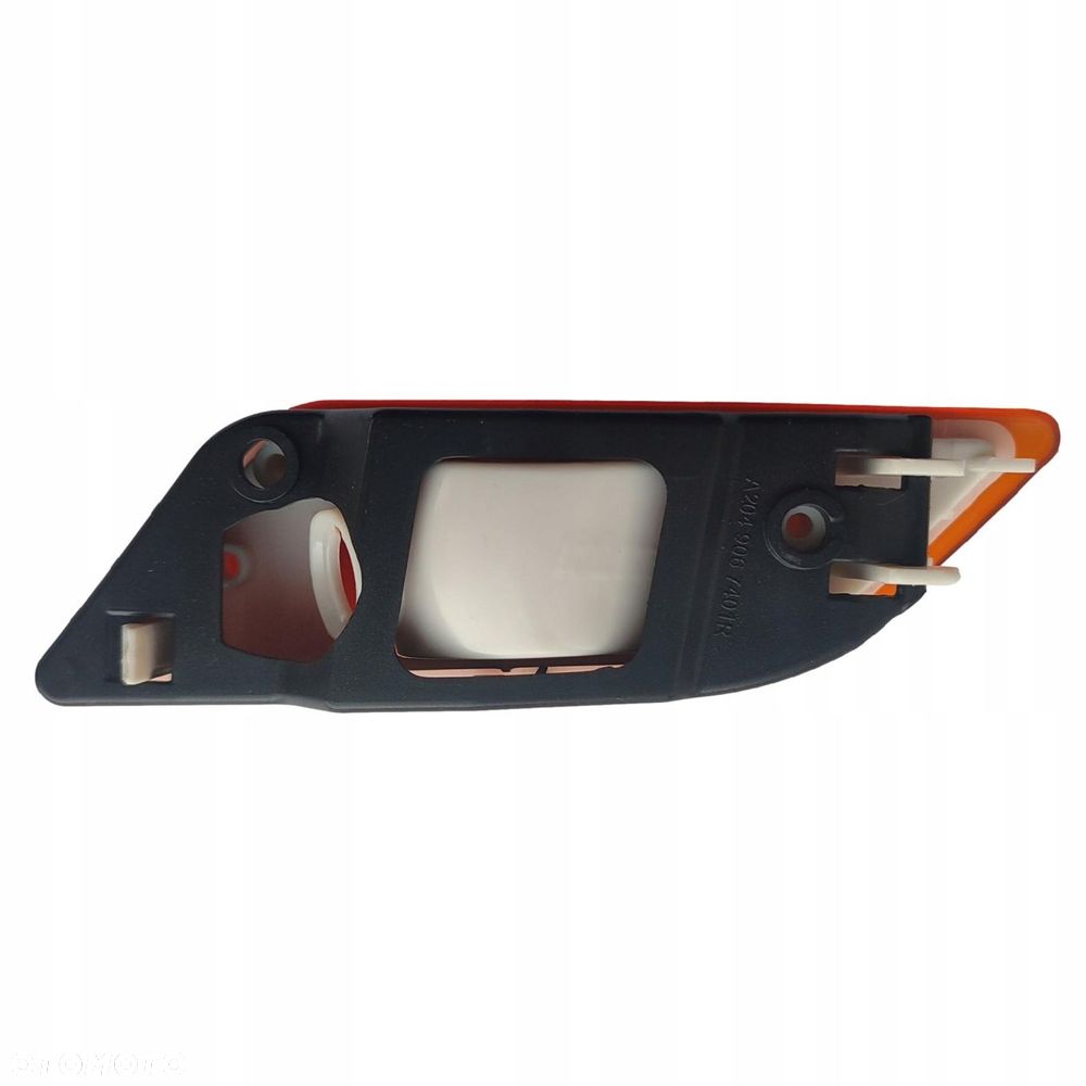 lampka obrysowa prawa obrysówka mercedes w204 07-14 - 2
