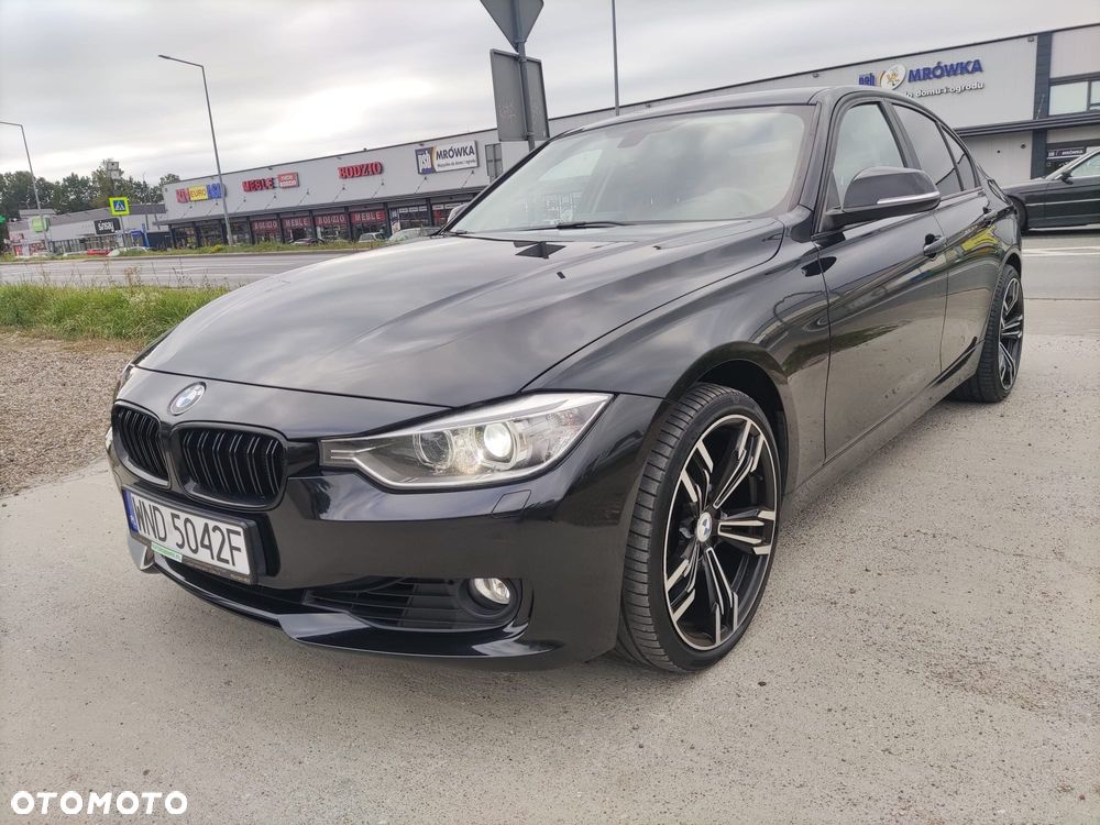 BMW Seria 3 320i Sport Line - 1