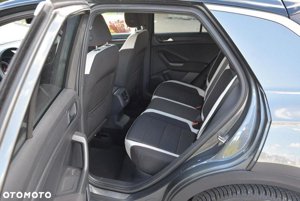 Volkswagen T-Roc 1.5 TSI Style - 17
