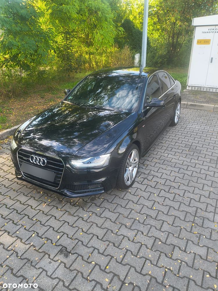 Audi A4 Limousine - 3
