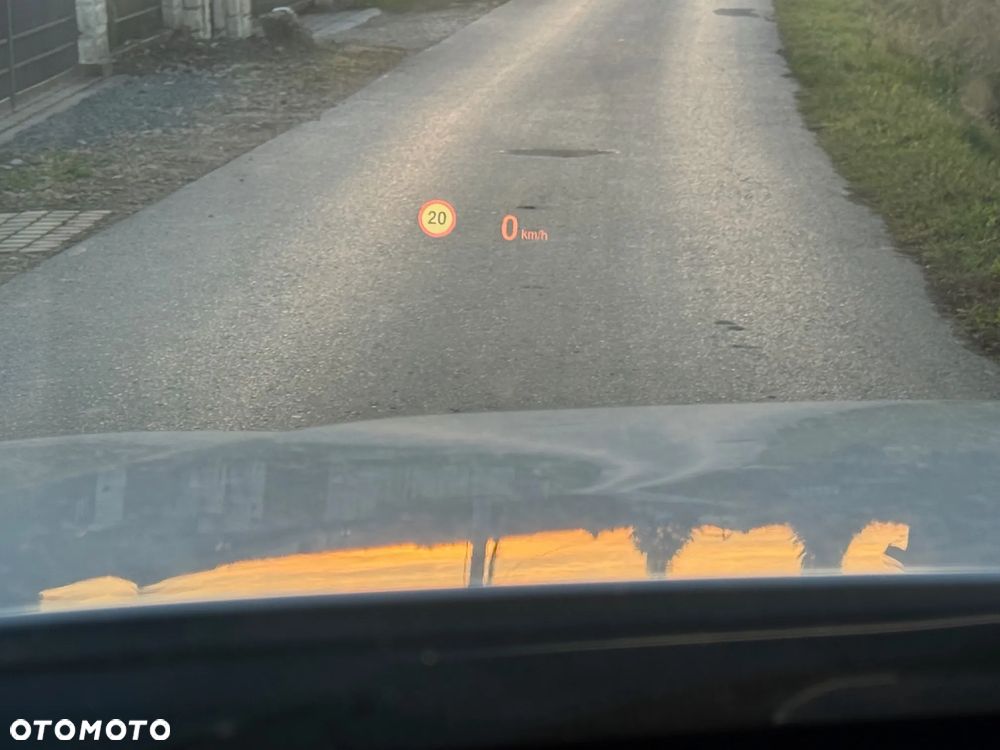 BMW Seria 3 320d M Sport - 36