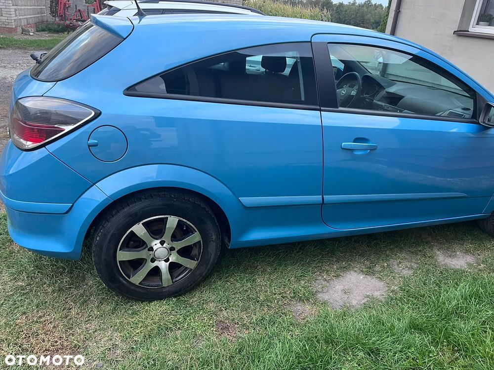 Opel Astra - 1
