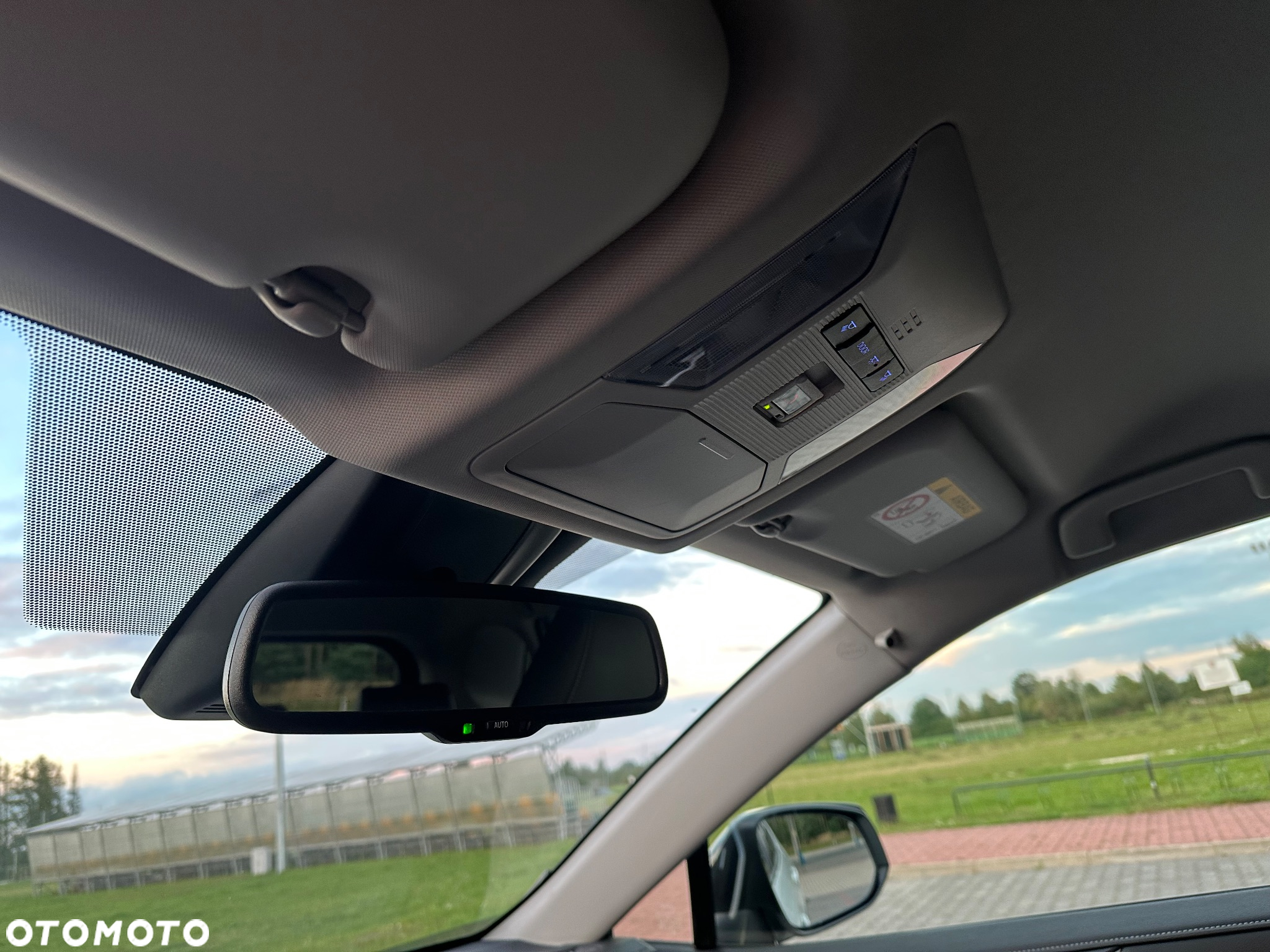 Toyota RAV4 - 18