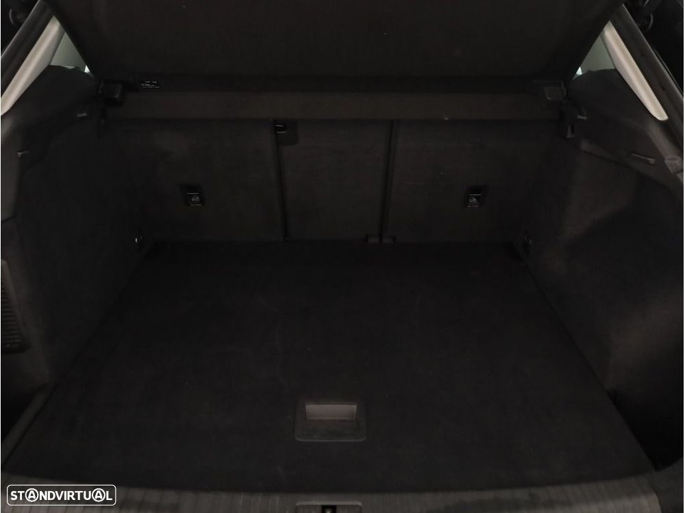 Audi Q3 45 TFSIe S tronic - 17