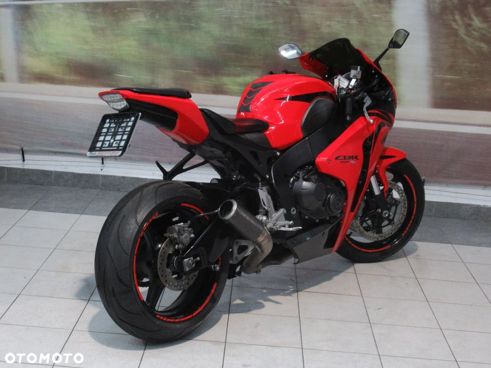 Honda CBR - 7