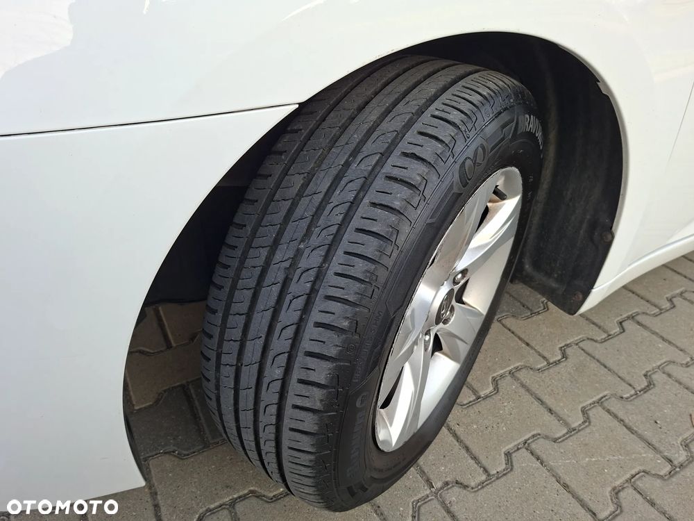 Hyundai i40 - 19