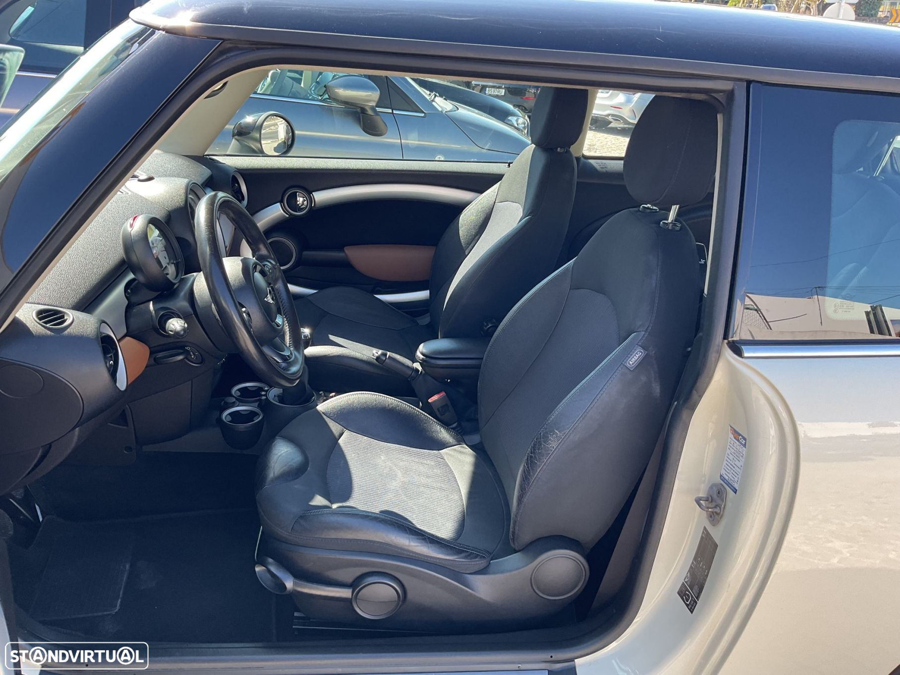 MINI 3 Portas Cooper D - 20