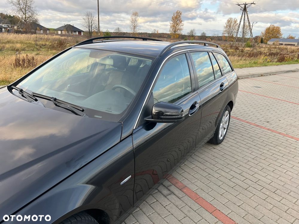 Mercedes-Benz Klasa C 180 K BlueEff Elegance - 25