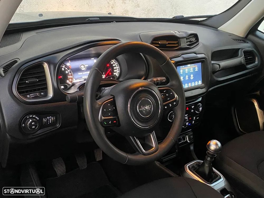Jeep Renegade 1.0 T Limited - 11