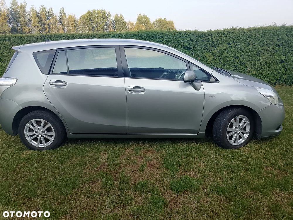 Toyota Verso 2.0 D-4D Sol plus 7os - 11