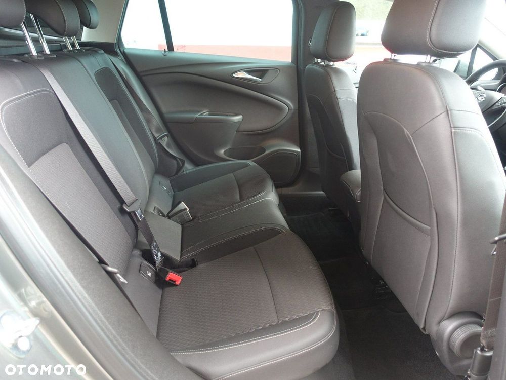 Opel Astra 1.4 Turbo Start/Stop Innovation - 17