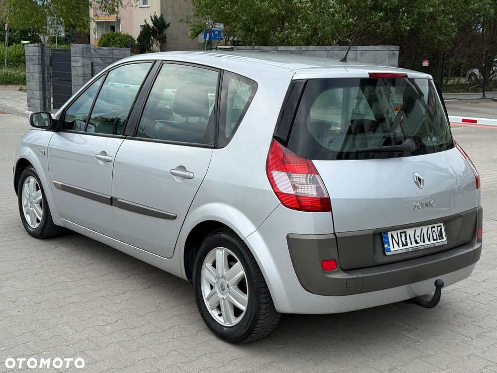 Renault Scenic 1.6 16V Confort Dynamique - 6