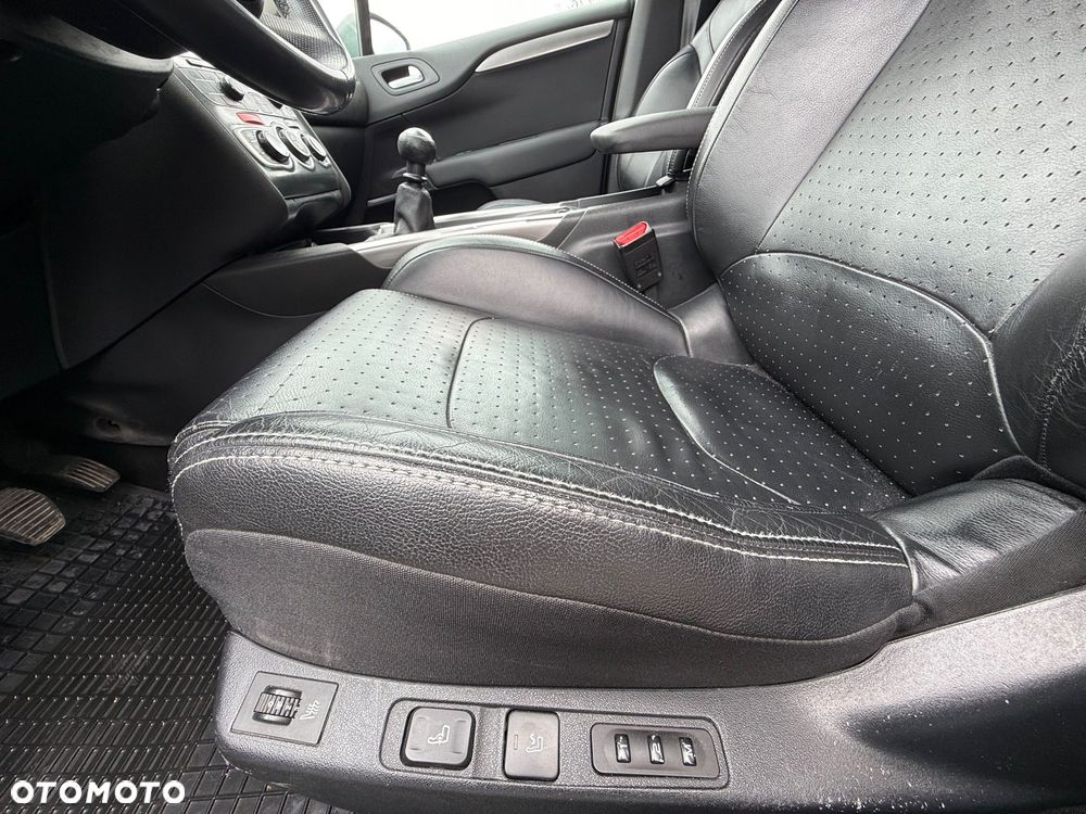 Citroën C4 2.0 HDi Exclusive - 11