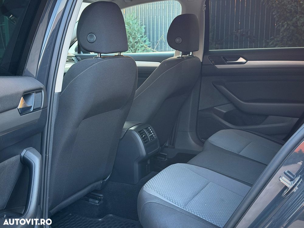 Volkswagen Passat 2.0 TDI SCR DSG Highline - 17