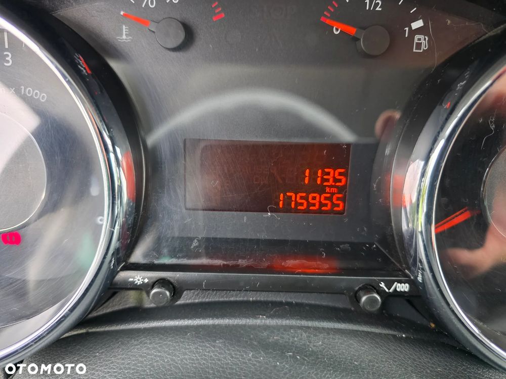 Peugeot 3008 HDi 115 Business-Line - 19