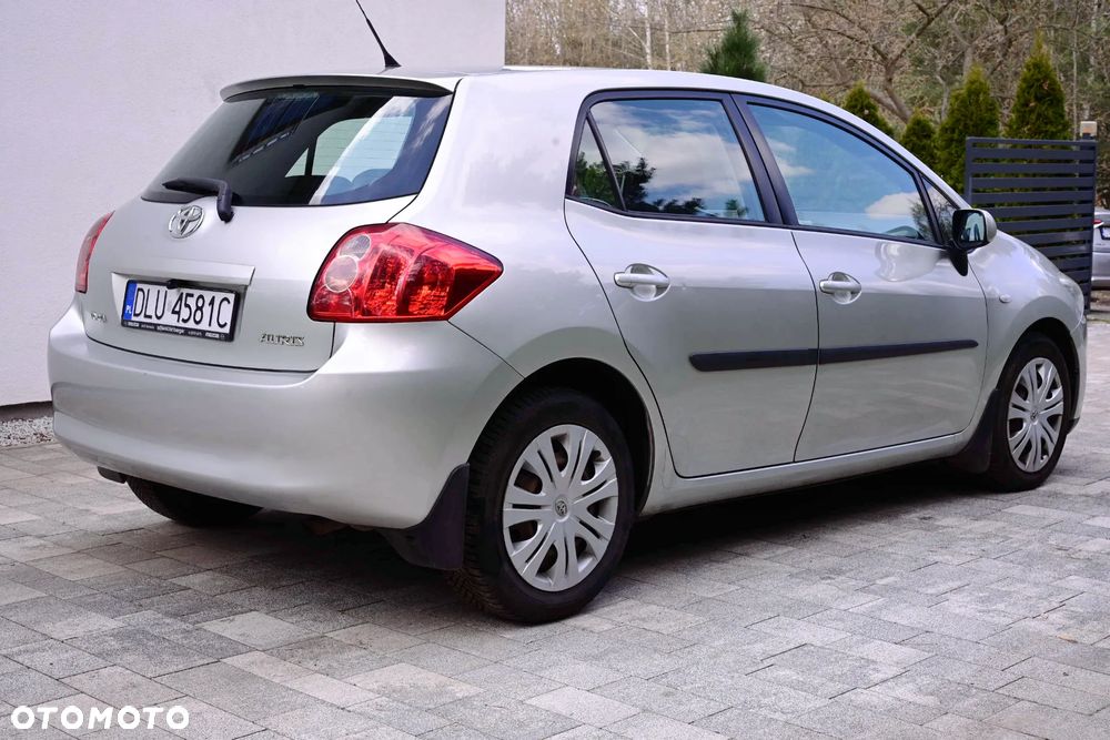 Toyota Auris 1.4 VVT-i Luna - 11