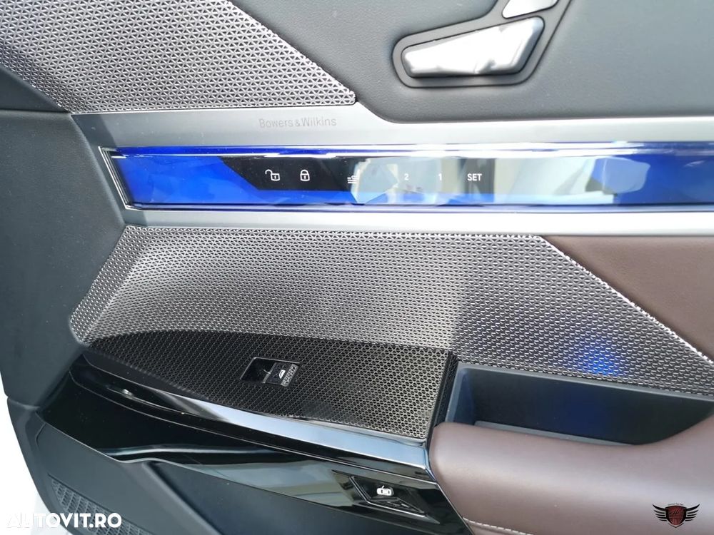 BMW Seria 7 740d xDrive - 14