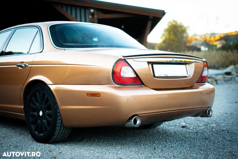 Jaguar XJ XJ8 4.2 V8 Executive Aut - 12