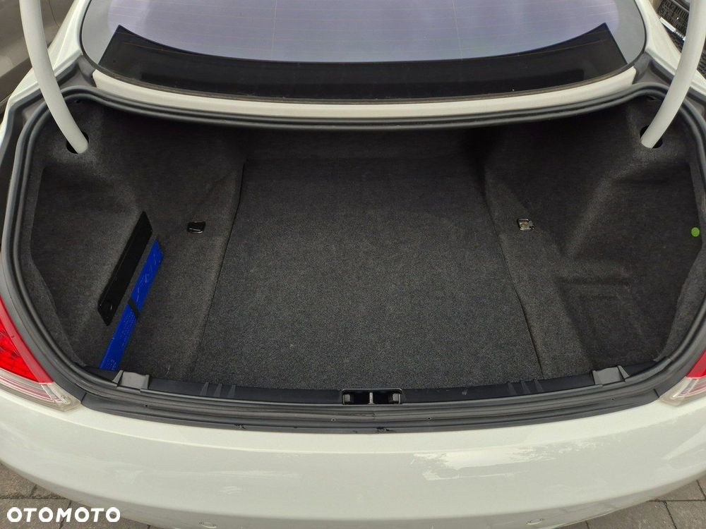 BMW Seria 6 650 i - 5