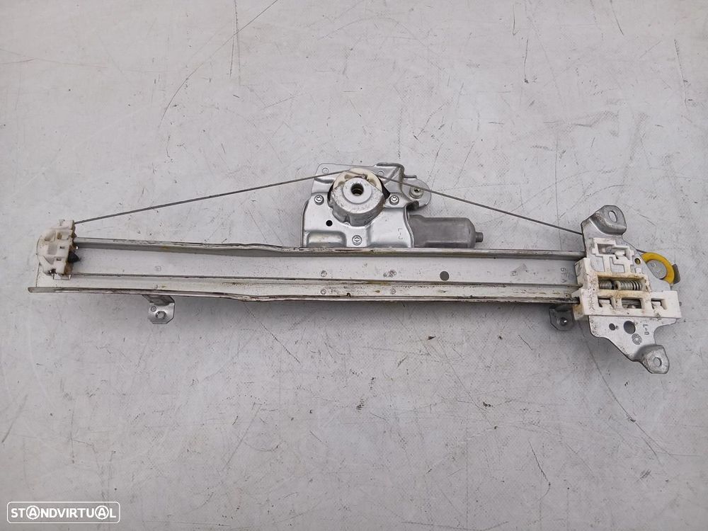 Elevador vidros frente esquerdo NISSAN Micra V (K14) - 1