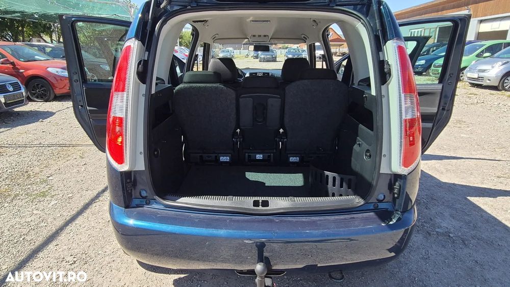 Skoda Roomster 1.2 TSI DSG Fresh - 11