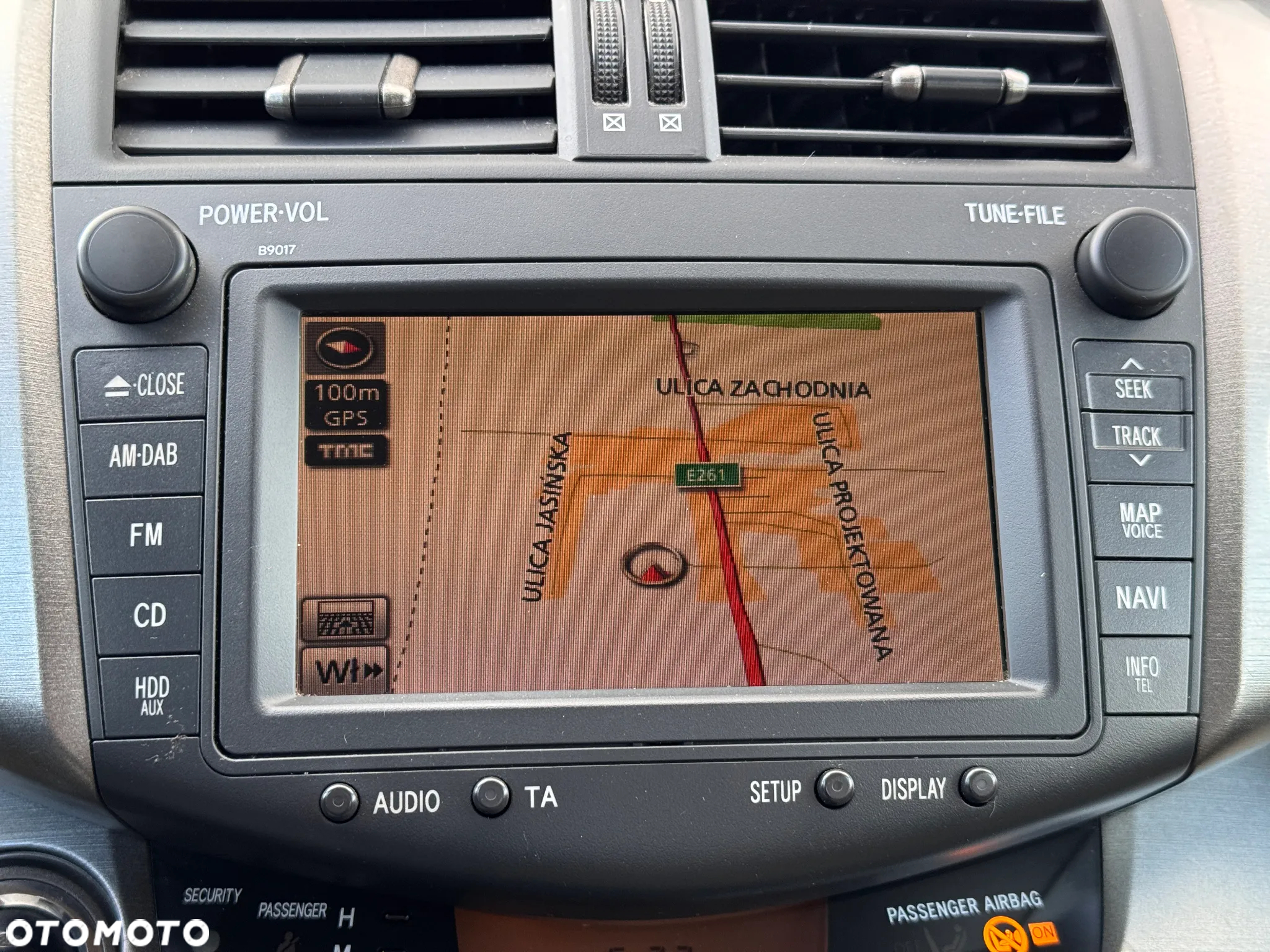 Toyota RAV4 2.2 D-CAT Premium - 25