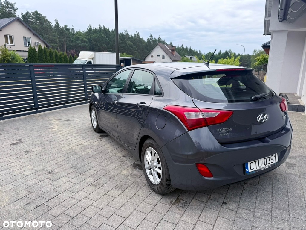 Hyundai i30 1.4 CRDi Comfort - 4