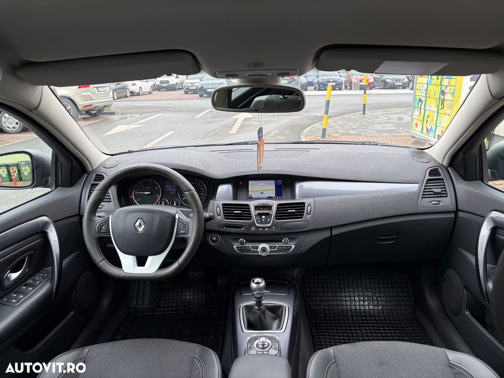 Renault Laguna dCi 110 FAP Sportway - 7