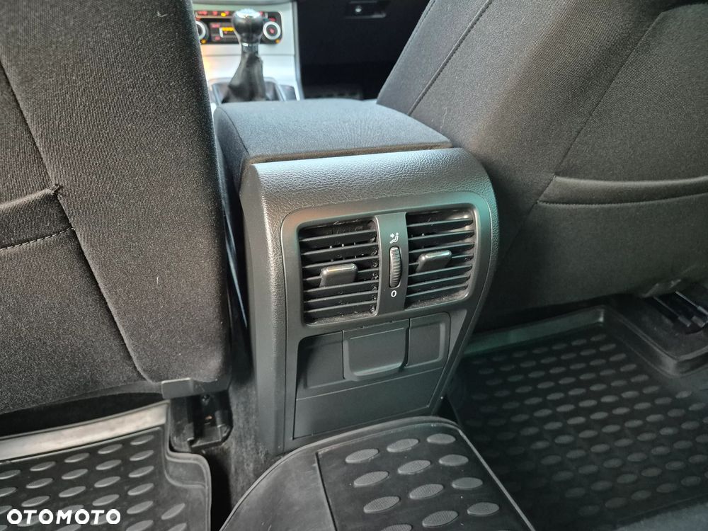 Volkswagen CC ver-2-0-blue-tdi-scr - 21