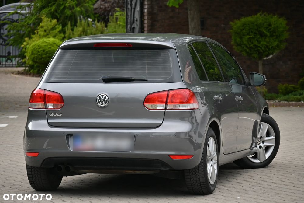 Volkswagen Golf 1.4 TSI DSG Individual - 18