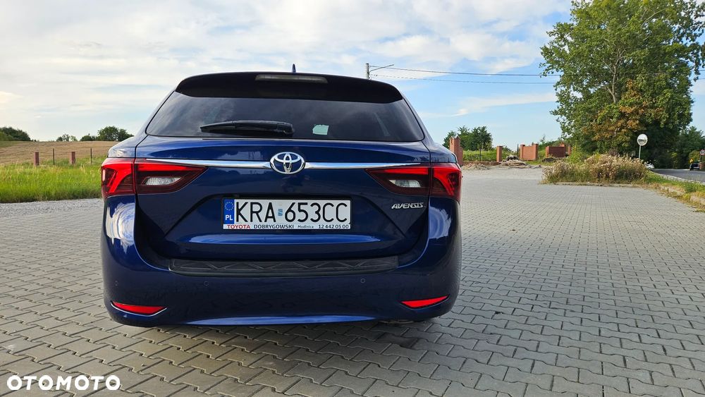 Toyota Avensis 1.8 Premium MS - 7