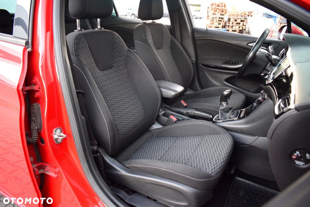 Opel Astra 1.4 T Dynamic - 26