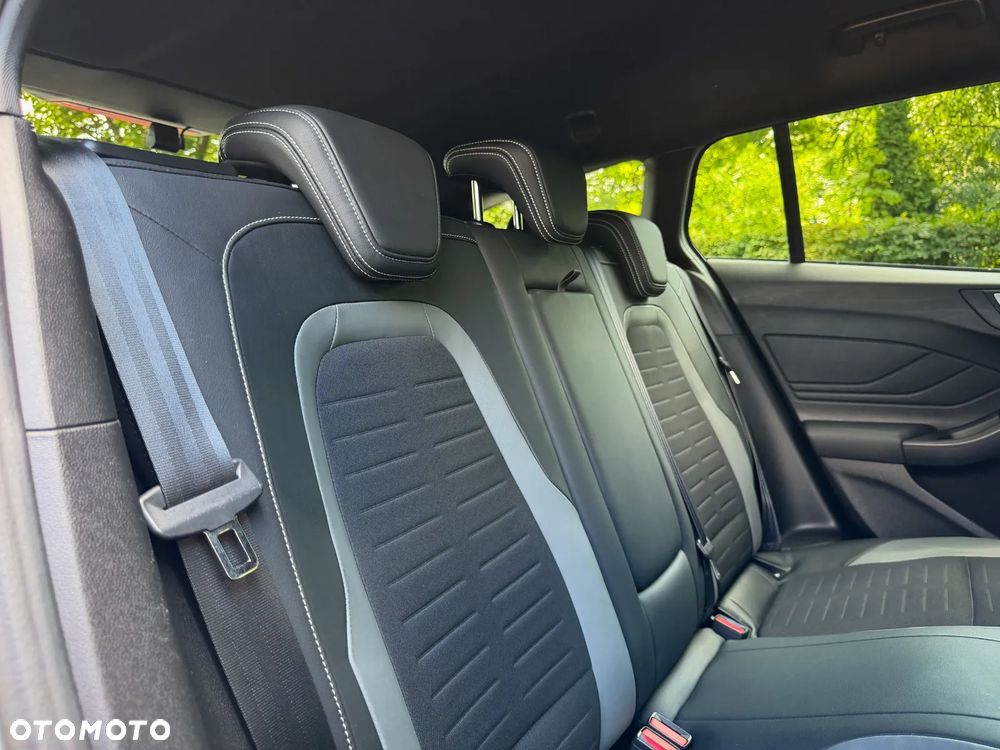 Ford Focus 2.3 EcoBoost ST-2 - 7