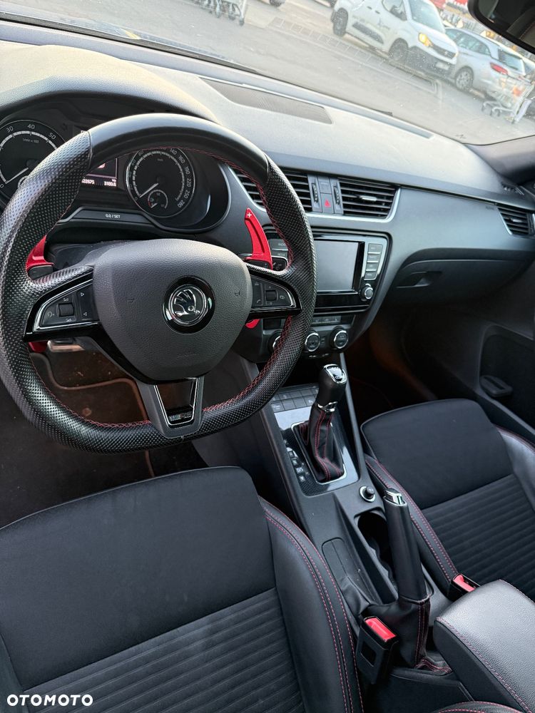 Skoda Octavia 2.0 TSI RS DSG - 10