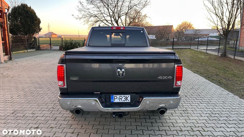 RAM 1500 5.7 Crew Cab Longbed Laramie Chrome - 8