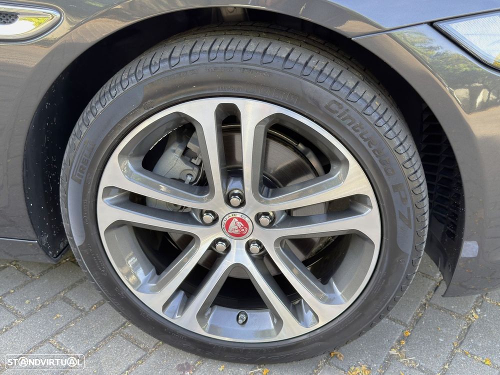 Jaguar XE 2.0 D Prestige Aut. - 55