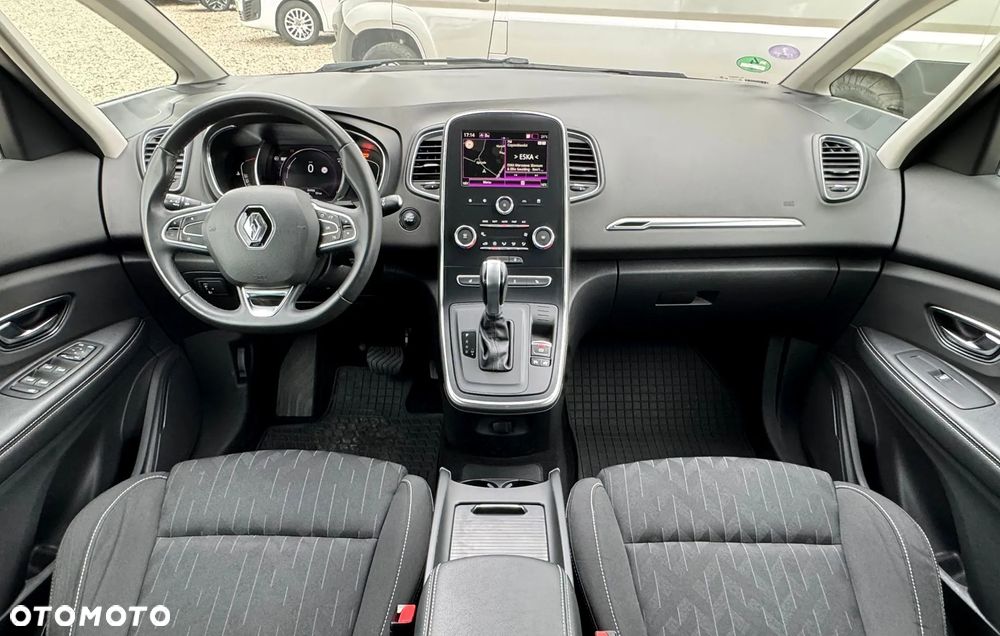 Renault Scenic - 13