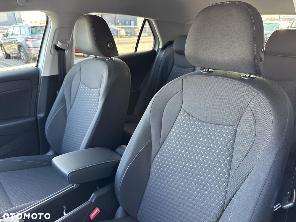 Volkswagen T-Roc - 11