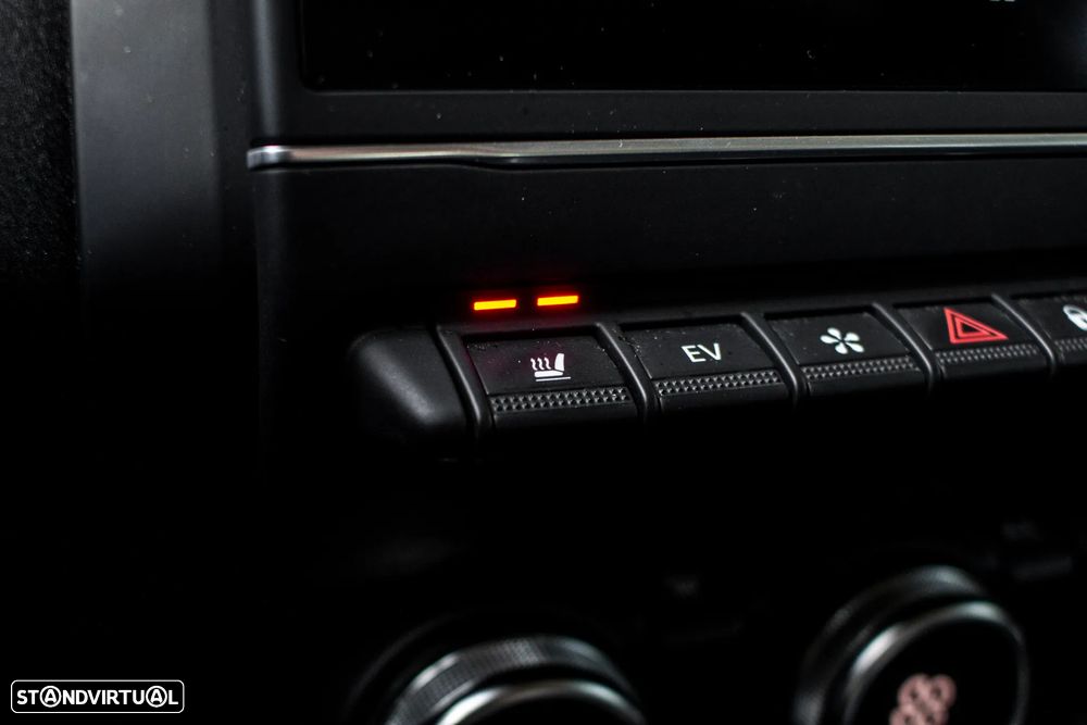 Renault Captur E-TECH 160 INTENS - 24