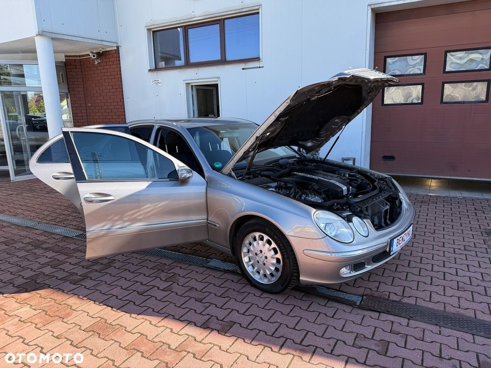 Mercedes-Benz Klasa E - 36