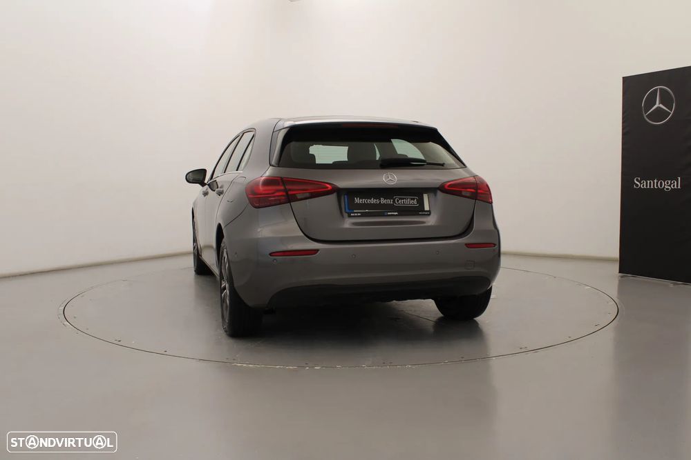 Mercedes-Benz A 250 e - 9