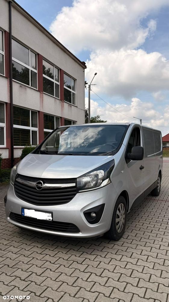 Opel Vivaro - 1