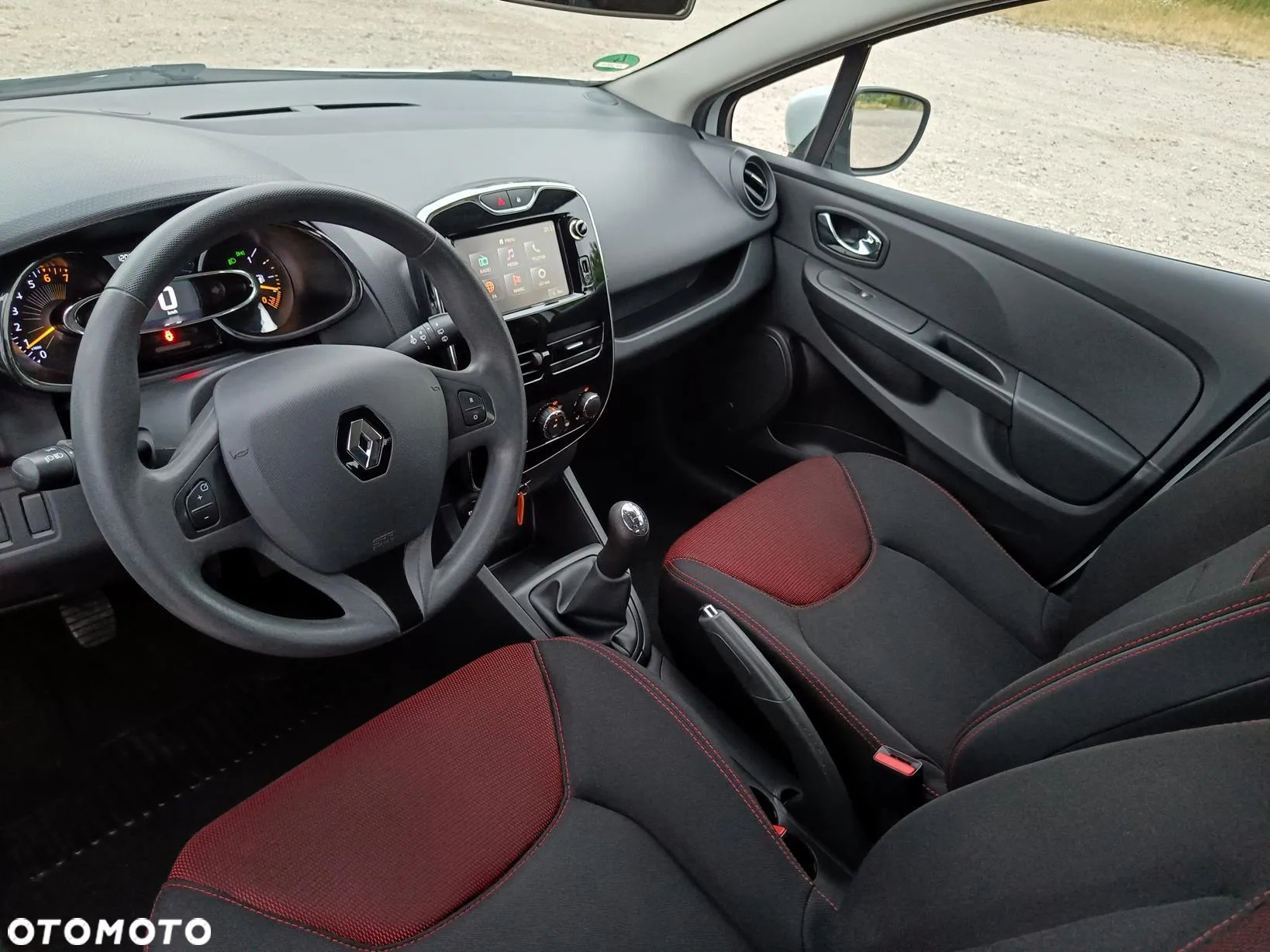 Renault Clio 1.2 16V 75 Dynamique - 23