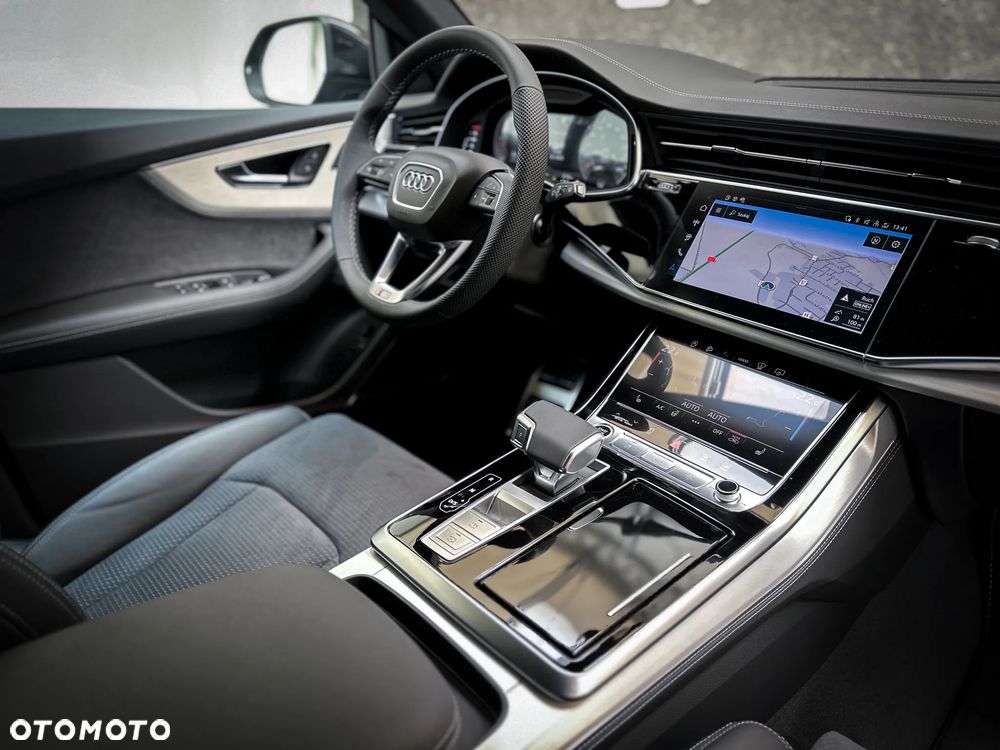 Audi Q8 - 31