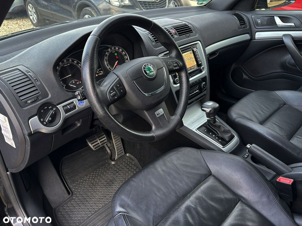 Skoda Octavia 2.0 TDI RS DSG - 14